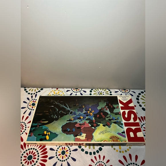 Vintage 1980 RISK Board Game Parker Brothers World Conquest USA